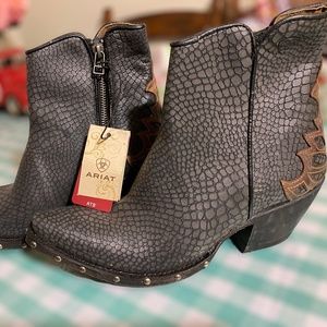 Ariat Fenix Chic Grey Leather Ankle Boots Size 7.5b